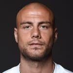 Дж. Канкава