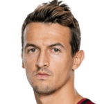 В. Вукадинович