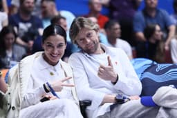 Тренер ФК «Зенит» Тимощук посетил матч БК «Зенит» в 1/2 финала Единой лиги с УНИКСом